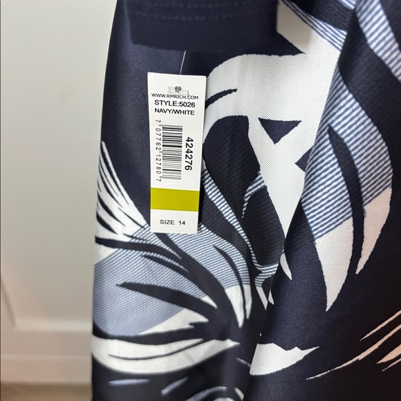 R & M Richard’s Elegant Black and White High-Low Dress size 14 - Picture 5 of 6